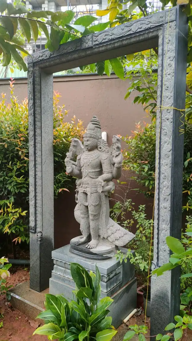 Hindu deity statue